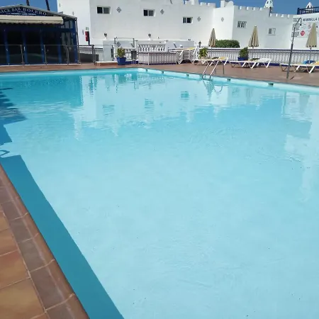 Centric Pool View * San Bartolomé